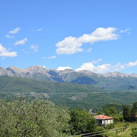 Апартаменты Locazione Turistica La Ca Gialla Понтремоли Экстерьер фото